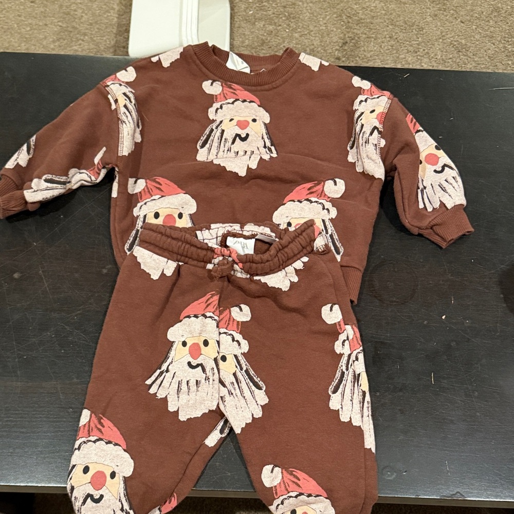 Zara 9/12 months Brown Santa Print Kids Sweatshirt & Sweatpants Set